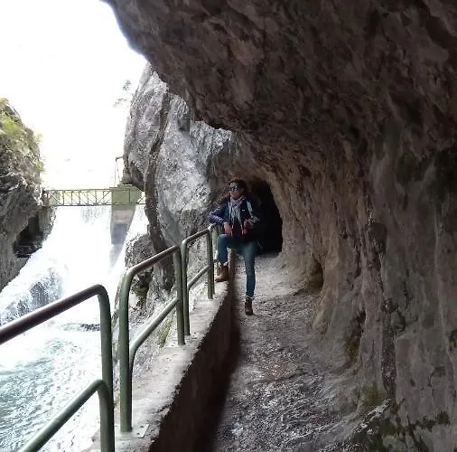 Holiday home Cares *